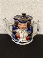 Old Castle England Mini Child's Teapot
