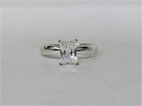 .925 Sterling Silver Clear Stone Ring