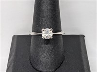 .925 Sterling Silver Avon Round Solitaire Ring