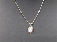 .925 Sterling Silver Opal Pend & Chain