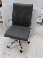 Office Chair, near new