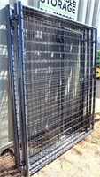 (4) Panels/Behlen Kennel, 5' long x 6' high, 1 panel has gate inset