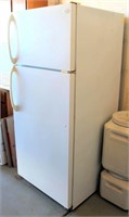 Refrigerator (view 3)