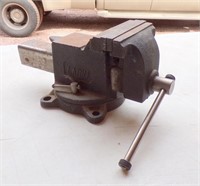 5" BENCH VISE