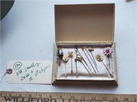 Old vintage jewelry case + 12 stickpins