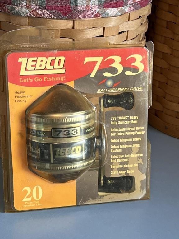 2 Vintage Zebco 733 'the Hawg' Heavy Duty Spincasting Reels for