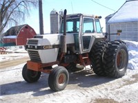 CASE 2390 TRACTOR
