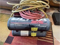 Ultra Air-pac Compressor w/2 hoses