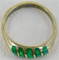 Sterling Silver and Green Opal Ring - 2.5 grams