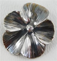 Vintage Sterling Silver Brooch - 1.57 grams,