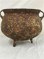 Antique Bean pot cast iron