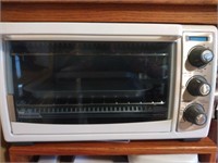 TOASTER OVEN (NEVER USED)