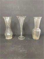 Lot of 3 ribbed vases
