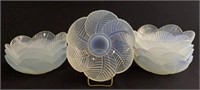 Eight French Opalescent Pierre D'Avesn Glass Bowls