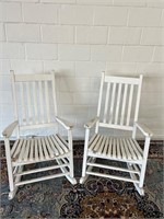 Lot of 2 outdoor wooden rocking chairs