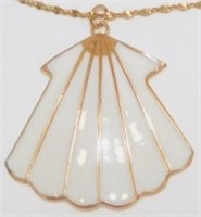14k GP Vintage Necklace w/ Pendant Gold Leaf