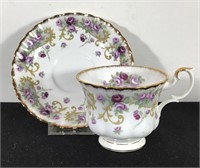 ROYAL ALBERT TEACUP & SAUCER SHERATON SERIES