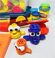 Play-doh Set, Lots of different pieces, Some