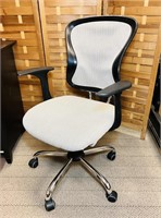 Office Chair, Fully Adjustable and in good