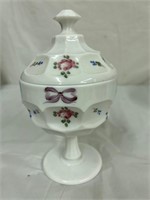 Vintage Westmoreland Roses and Bows Milk Glass