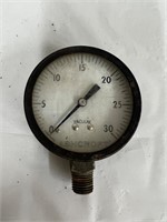Vintage Ashcroft vacuum gauge