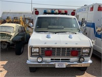 Ford Econoline XL Ambulance DOM 1982