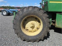 John Deere 8430 Wheel Tractor