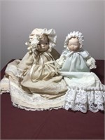 2 Baby Dolls