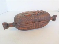 Maori "Wakahia" feather box