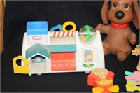 Baby Toys-Vintage; Little Tikes House; Plastic Dog