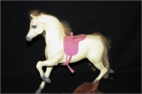 Plastic Horse (for Barbie possibly)2 Saddles