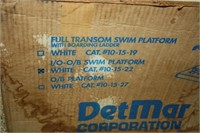 Detmar Swim Platform in Box (White)