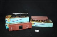 HO Scale Athearn Railroad Cars (3); ATSF Tanker