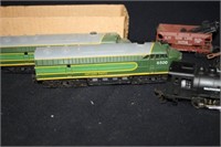 HO Scale Trains 2 Northern Pacific Engines; L&N