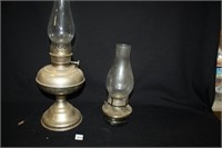Metal Oil Lamp "Rayo" w/glass chimney; Small Lamp