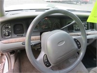 (DMV) 1999 Ford Crown Victoria LX Sedan