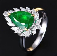 2.9ct Natural Emerald Ring in 18k Yellow Gold