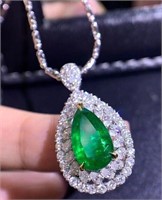 3.7ct Natural Emerald Pendant in 18k Yellow Gold