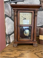 Pulaski Antiques Roadshow Oak Mantle Clock