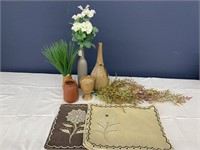 Ceramic vases & Pots, Greenery, (4) Placemats