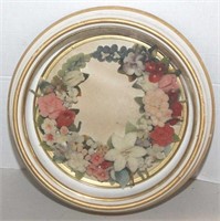 Round display frame with flowers, 20" dia. overall