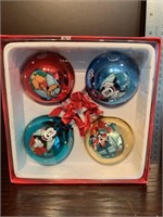 Mickey Christmas balls