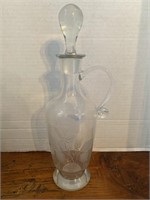 Glass floral vase