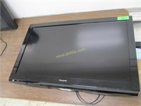 PANASONIC LCD 32" Television TC-L32C5