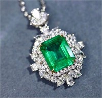 4.1ct Natural Emerald Pendant, 18k gold