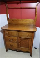 Antique Oak Wash Stand w/Dovetailed Drawers