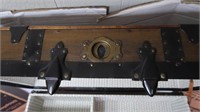 Antique Flat-top Trunk w/Key-32x20x22"
