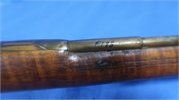 Manton Antique Black Powder Rifle w/Powder Horn