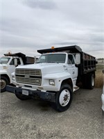 1989 Ford F800 Diesel Dump Truck