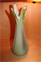 12" GREEN/WHITE ART GLASS VASE